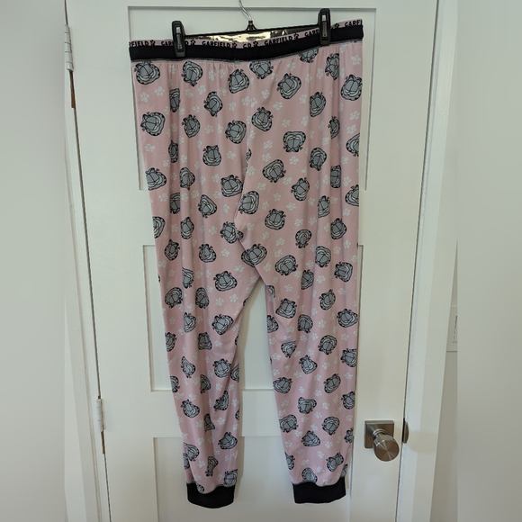 Garfield Pink XL Pajama Pants - Picture 4 of 7